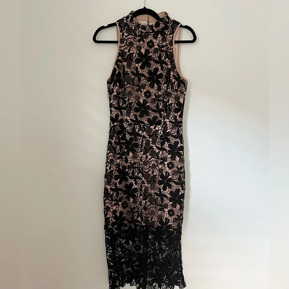 Revolve Floral Lace Dress - Picture 4 of 7